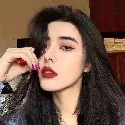 香奈尔的一生